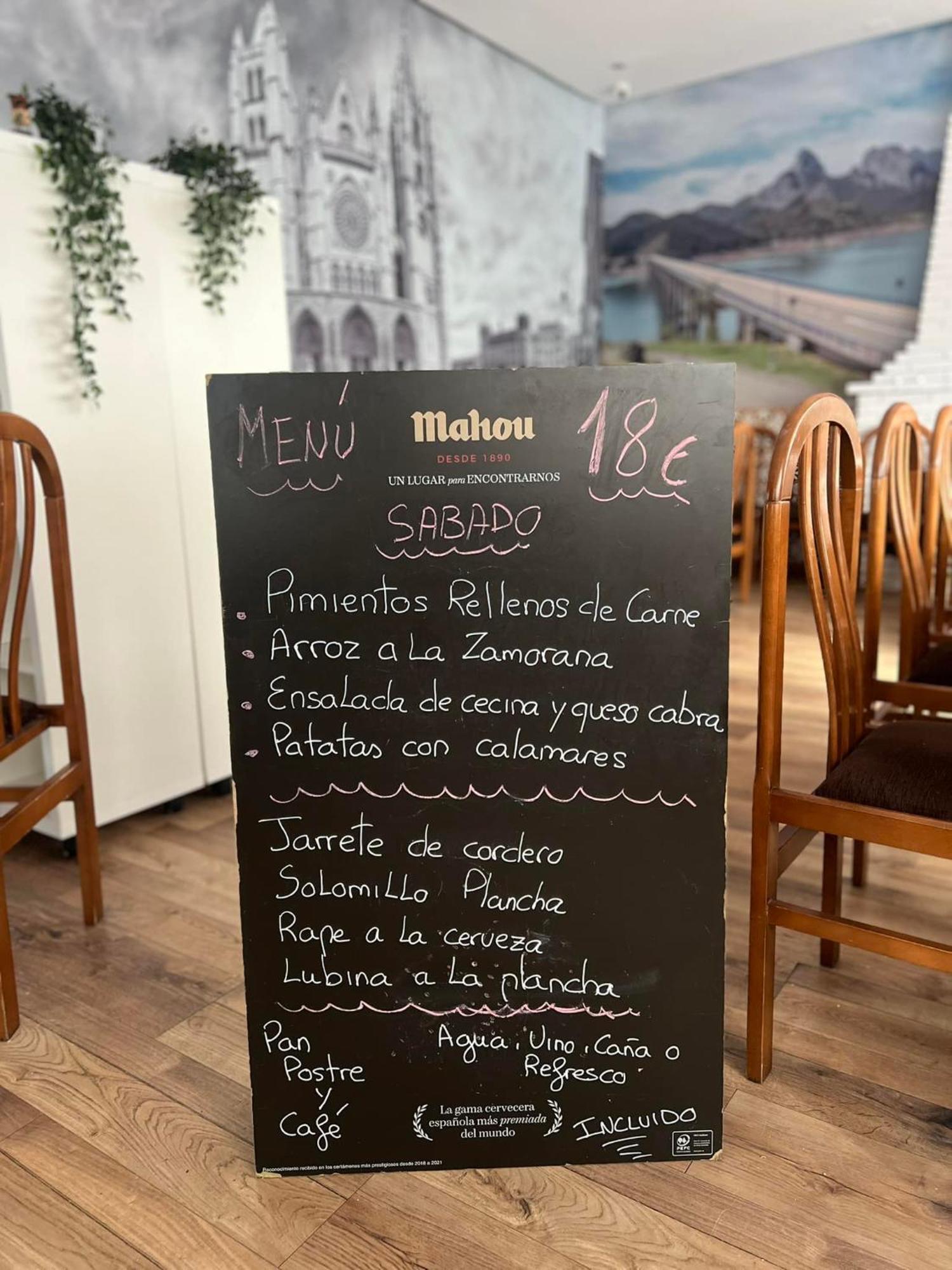 Hostal Restaurante Central Ла Вирхен дель Камино Экстерьер фото